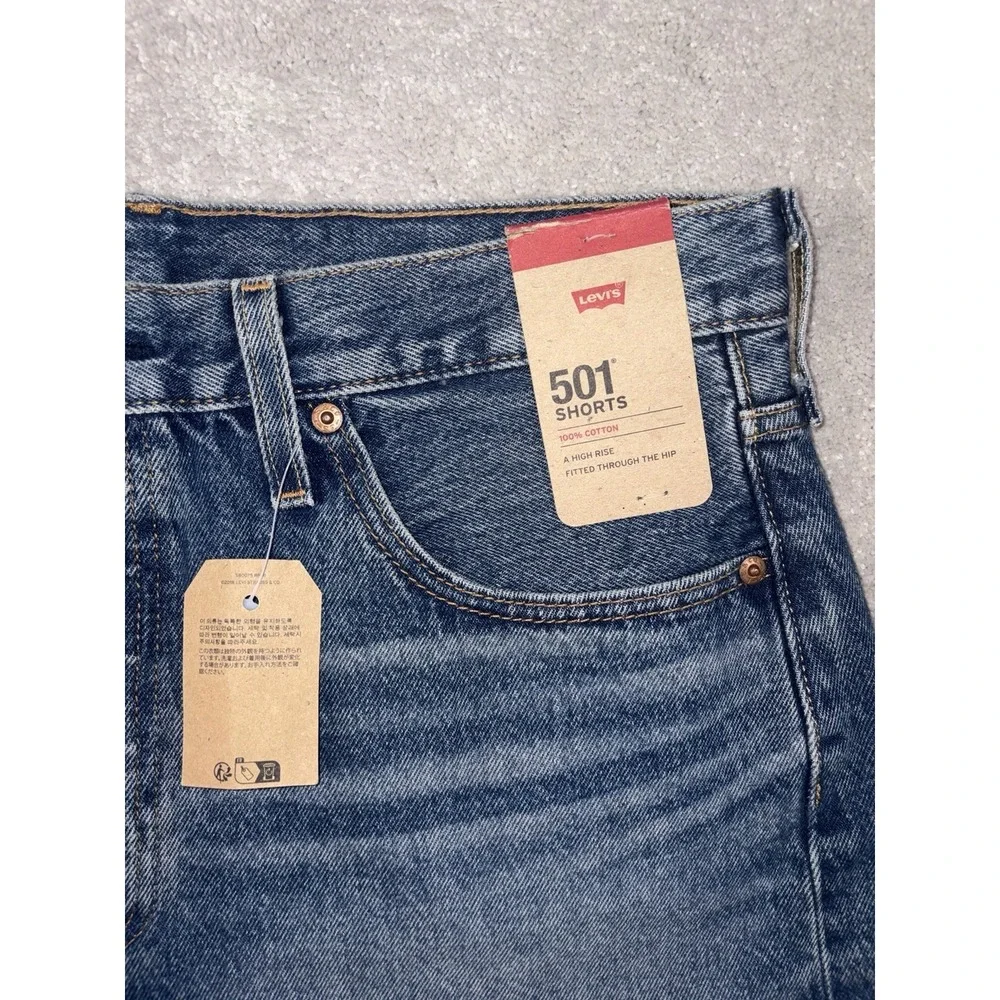 levis womens 501 shorts NWT 32